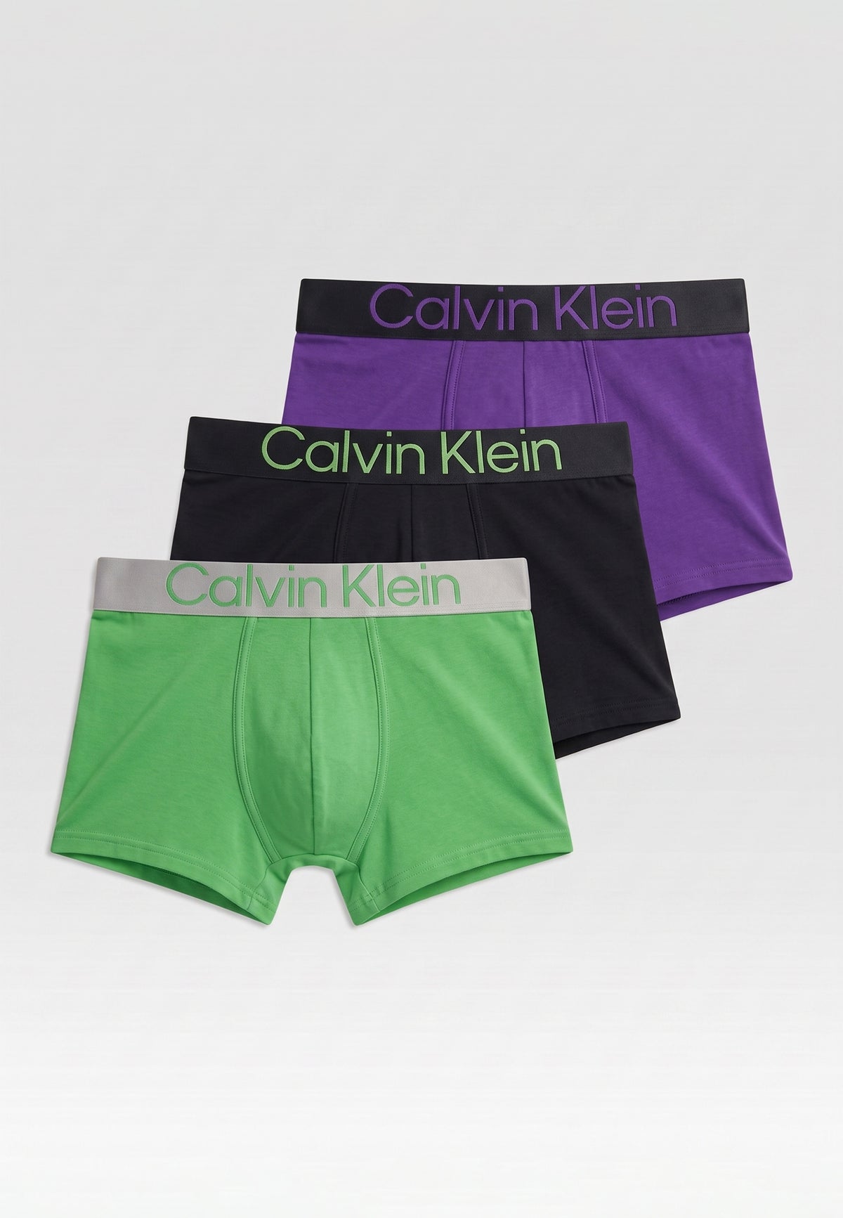 Pack de 3 boxers courts Calvin Klein — exemple d'assortiment : vert, noir et violet