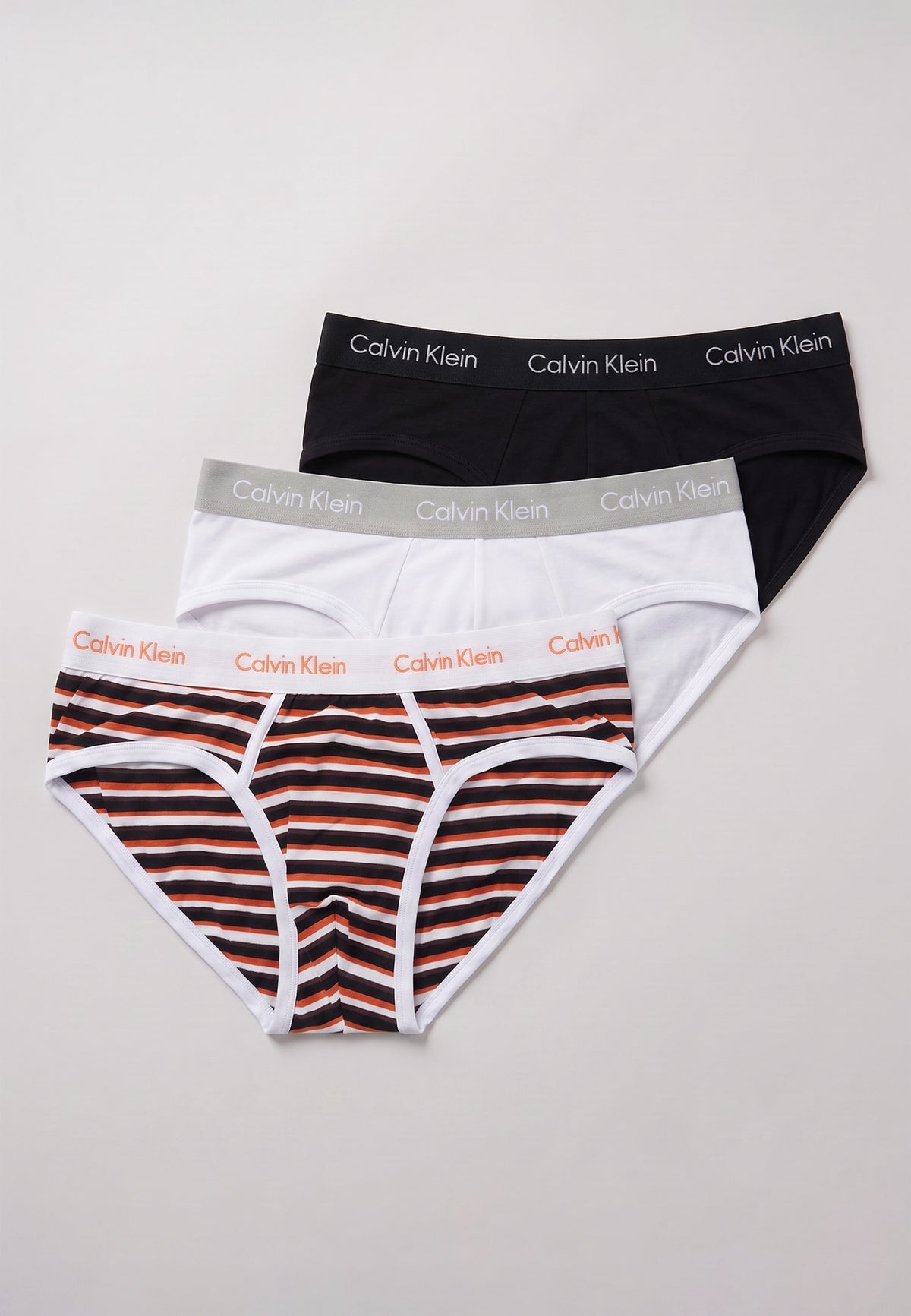 Pack de 3 slips Calvin Klein — exemple d'assortiment