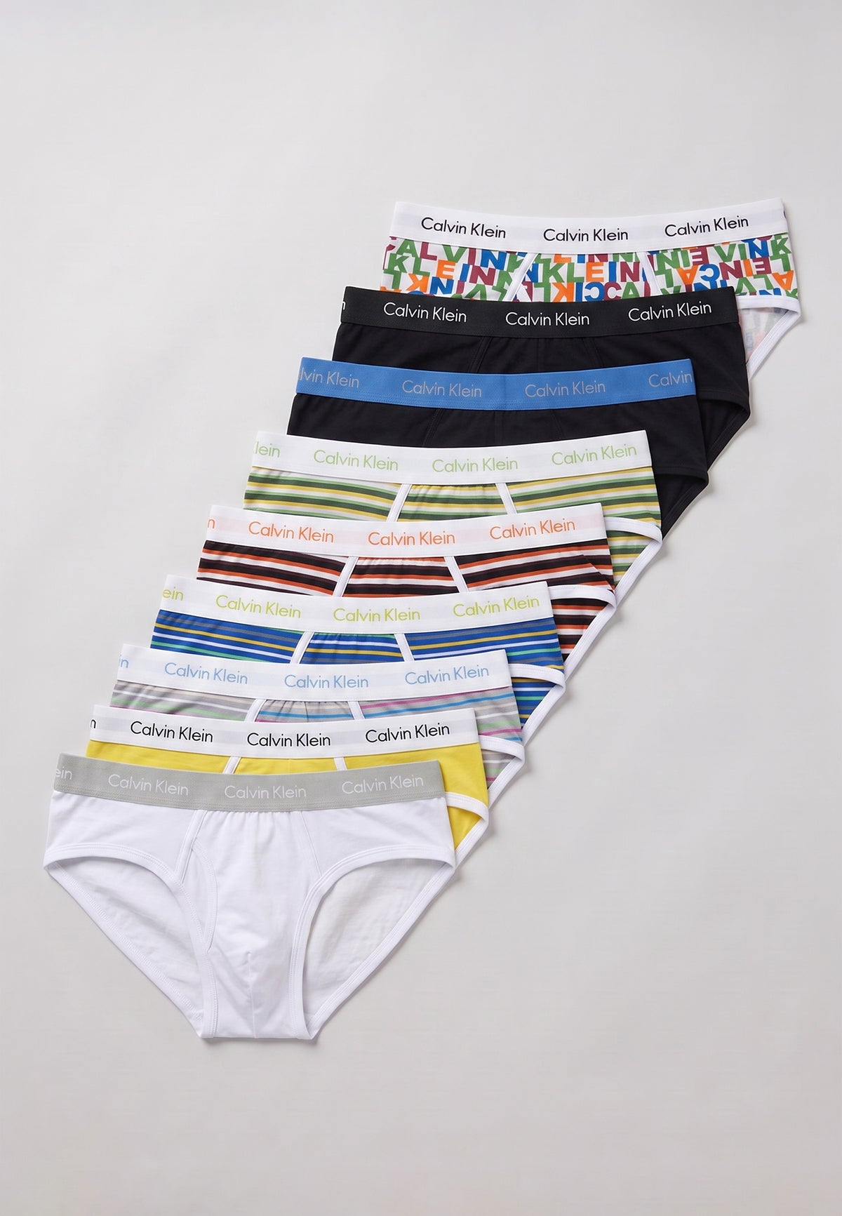 Pack de 9 slips Calvin Klein — exemple d'assortiment